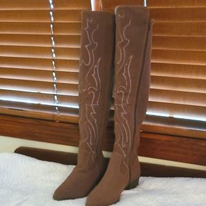 Over knee,chocolate brown, high/low,zipper boots. OLIVIA MILLER, size 8